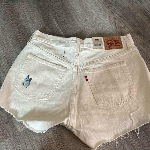 Levis 501 Womens Give Me Butterflies High Rise Denim Shorts NWT​​ - Picture 7 of 14
